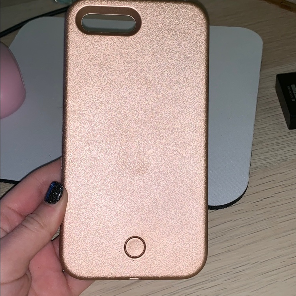 iPhone 7 light up case